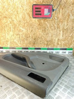 Обшивка двери задней правой Ford Focus 2005-2008