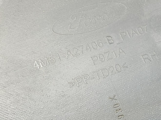 Обшивка двери задней правой Ford Focus 2005-2008