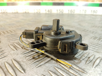 Моторчик заслонки отопителя Ford Focus 2005-2008