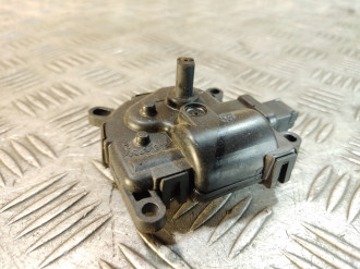 Моторчик заслонки отопителя Ford Focus 2005-2008
