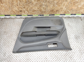 Обшивка двери передней правой Ford Focus 2005-2008