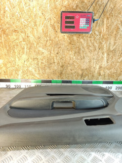 Обшивка двери передней правой Ford Focus 2005-2008