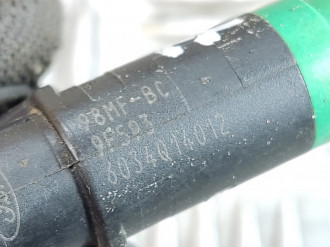 Форсунка двигателя Ford Focus 2 2005-2008