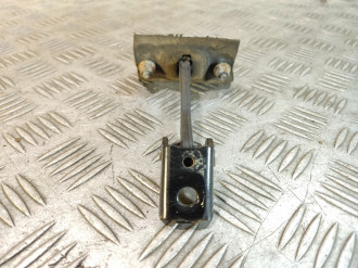 Ограничитель двери задний Ford Focus 2 2005-2008