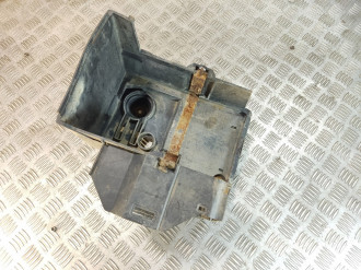 Крепление аккумулятора Ford Focus 2005-2008