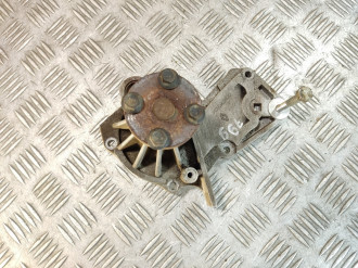 Насос водяной помпа Ford Focus 2005-2008