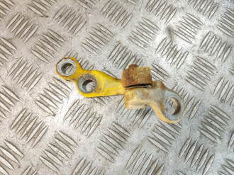 Петля двери передней правой верхняя Ford Focus 2005-2008