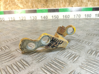 Петля двери передней правой нижняя Ford Focus 2005-2008