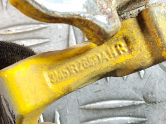 Петля двери задней правой нижняя Ford Focus 2005-2008