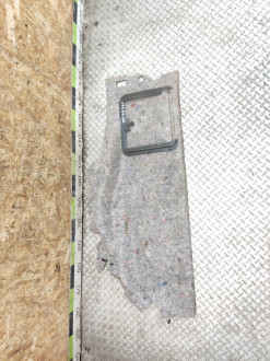 Обшивка багажника левая Ford Focus 2 2005-2008