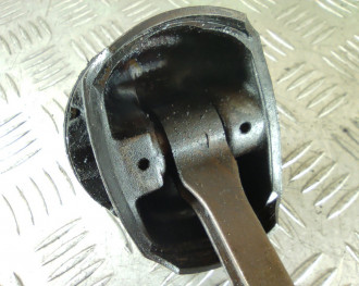 Поршень с шатуном Ford Focus 1998-2005