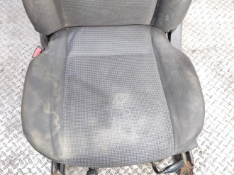 Сиденье переднее левое Ford Focus 1998-2005