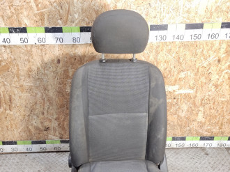 Сиденье переднее левое Ford Focus 1998-2005