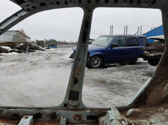Порог со стойкой правой Ford Focus 1998-2005