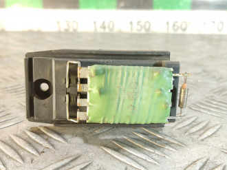 Резистор отопителя Ford Focus 1998-2005