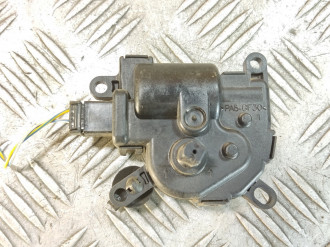 Моторчик заслонки отопителя Ford Focus 1998-2005