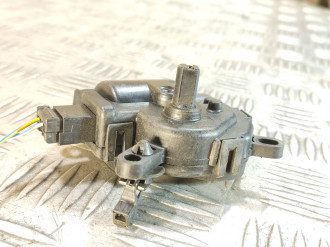 Моторчик заслонки отопителя Ford Focus 1998-2005