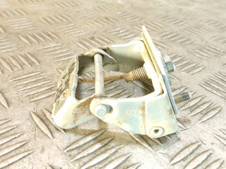 Петля багажника правая Ford Focus 1998-2005