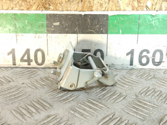 Петля багажника левая Ford Focus 1998-2005