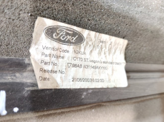 Обшивка багажника левая Ford Focus 1998-2005