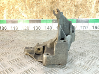 Кронштейн генератора Ford Focus 1998-2005