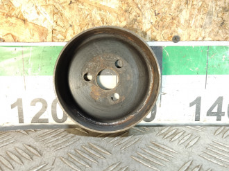 Шкив водяного насоса помпы Ford Focus 1998-2005