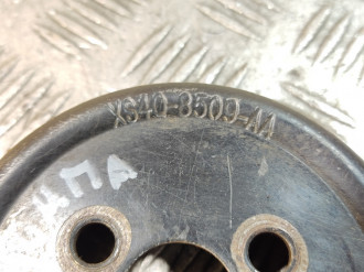 Шкив водяного насоса помпы Ford Focus 1998-2005