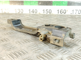 Кронштейн ручки передней правой Ford Focus 1998-2005
