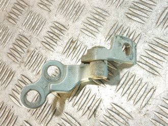 Петля двери передней левой верхняя Ford Focus 1998-2005