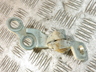 Петля двери передней правой верхняя Ford Focus 1 1998-2005