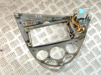 Рамка магнитолы Ford Focus 1998-2005