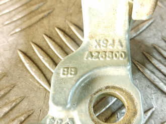 Петля двери задней правой верхняя Ford Focus 1 1998-2005