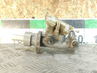 Цилиндр тормозов главный Ford Focus 1998-2005