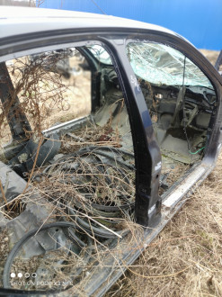 Порог со стойкой правой Ford Mondeo 2000-2007