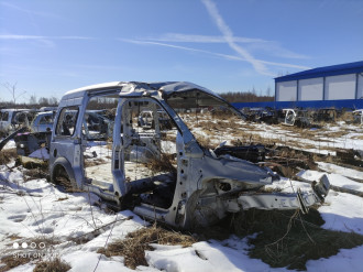 Порог со стойкой правой Ford Tourneo 2002-2013