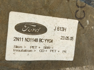 Обшивка багажника правая Ford Fusion 2002-2012