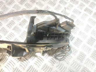 Замок двери передней правой Ford Focus 3 2011-2019