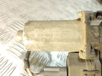 Моторчик стеклоподъемника левый передний Ford Mondeo 3 2000-2007