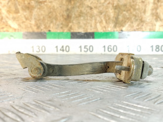 Ограничитель двери передний Ford Mondeo 3 2000-2007