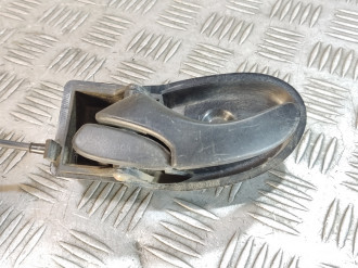 Ручка двери внутренняя задняя левая Ford Focus 1998-2005
