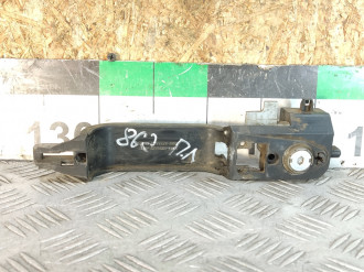 Кронштейн ручки передней левой Ford Focus 1998-2005