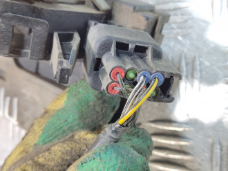 Замок двери передней правой Ford Focus 1998-2005