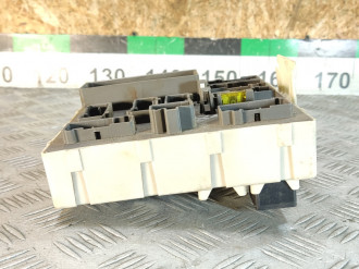 Блок предохранителей салонный Ford Focus 1998-2005