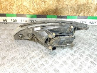 Фара правая Ford Focus 1998-2005