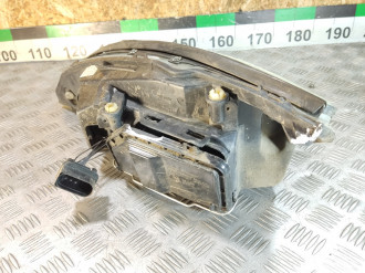Фара правая Ford Focus 1998-2005