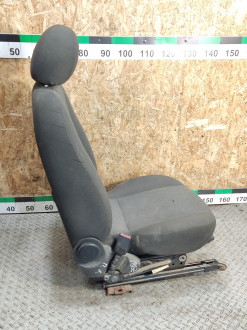 Сиденье переднее левое Ford Focus 1998-2005