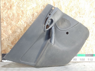 Обшивка двери задней левой Ford Focus 1998-2005