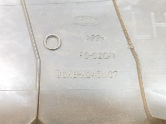 Обшивка стойки левая Ford Focus 1998-2005