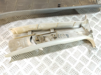 Обшивка стойки правая Ford Focus 1998-2005