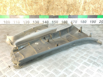 Обшивка стойки правая Ford Focus 1998-2005